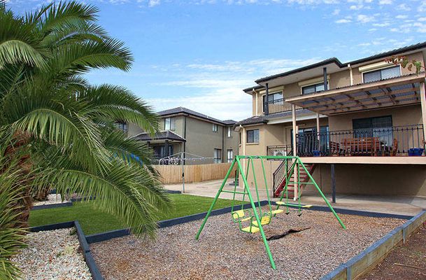 15 Dunfermline Ave, Greenvale