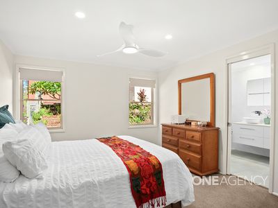 274 Sheaffes Road, Dombarton