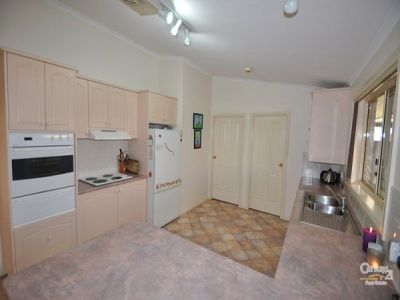4 Teal Close, Dubbo