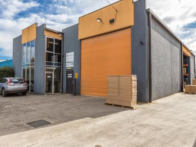 2 Loop Road, Werribee