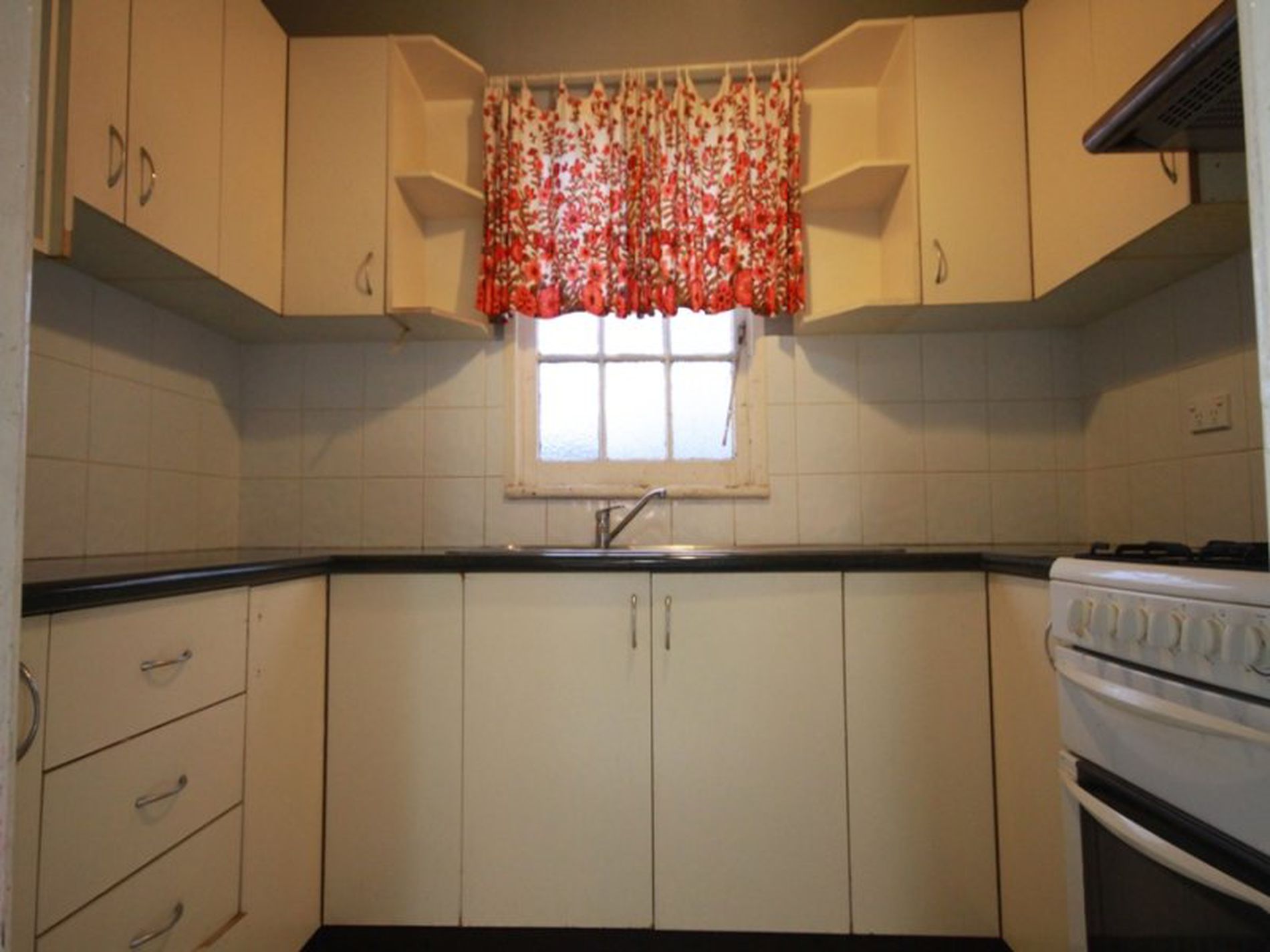 36 Benaroon Road, Lakemba