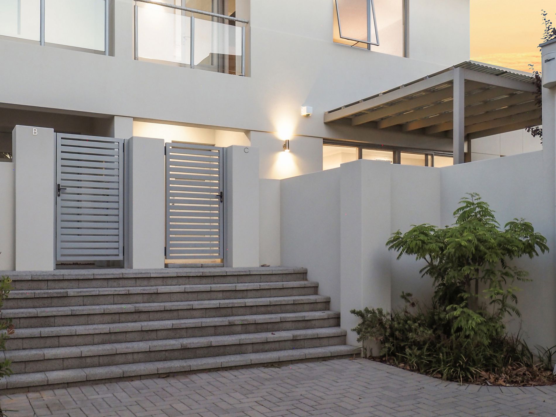 406C Canning Highway, Como