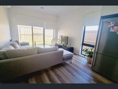 6 Friendship Place, Tarneit