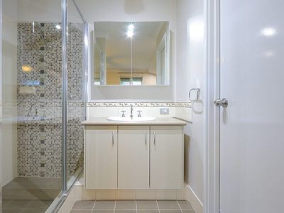 15 Yindana Boulevard, Lakelands