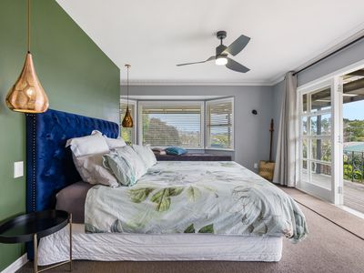 6 Helga Crescent, Te Atatu Peninsula