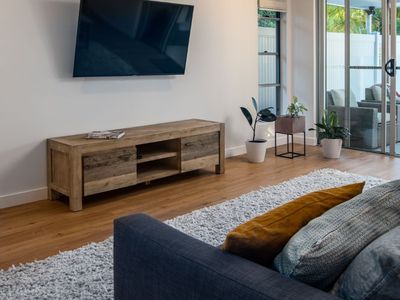 10 Amarina Avenue, Mooloolaba