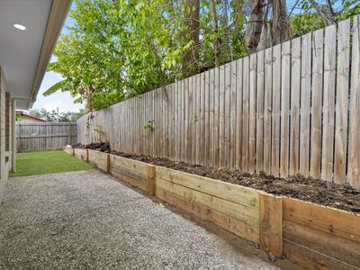 1B Gledson Street, North Booval