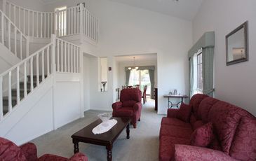 4 Whitaker Place, Beaconsfield
