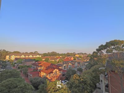 403 / 4 Wentworth Drive, Liberty Grove