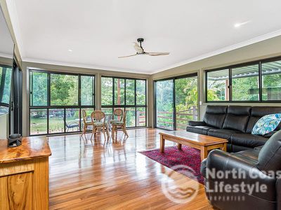8 Waranga Crescent, Burringbar