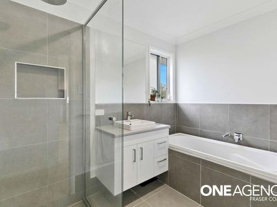 2 Lasiandra Court, Urraween