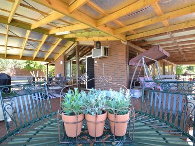 1 Lambert Street, Tawonga