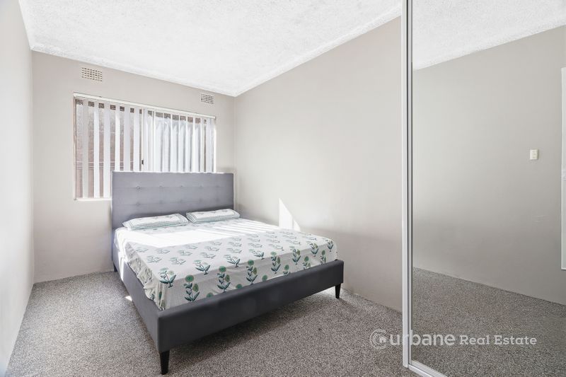 4 / 20 Bringelly Road , Kingswood