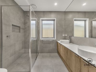 11 Saltcoats Road, Clyde North