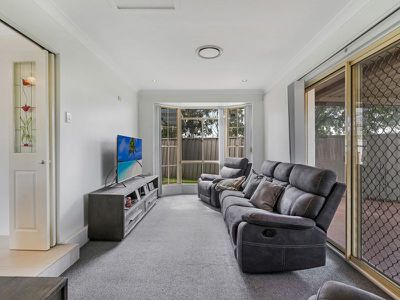 19 Shearwater Road, Hinchinbrook