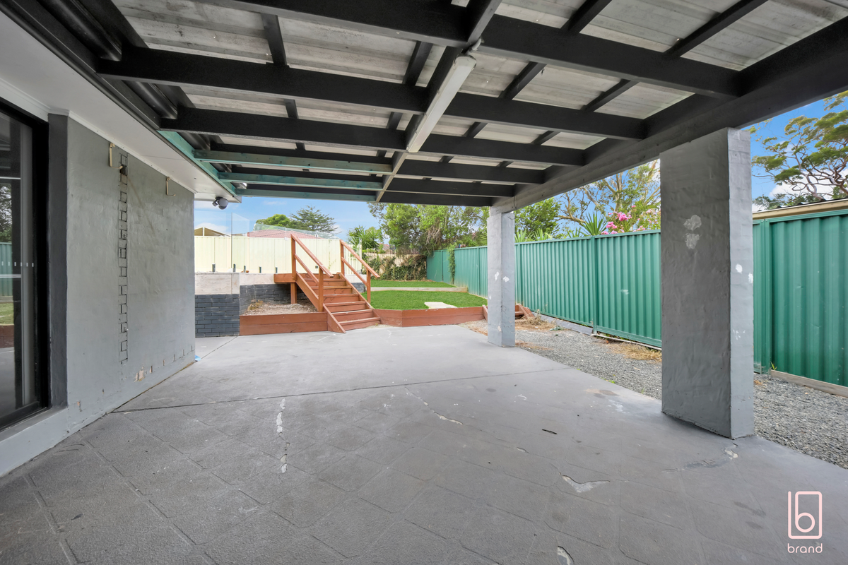 67 McKellar Boulevard, Blue Haven