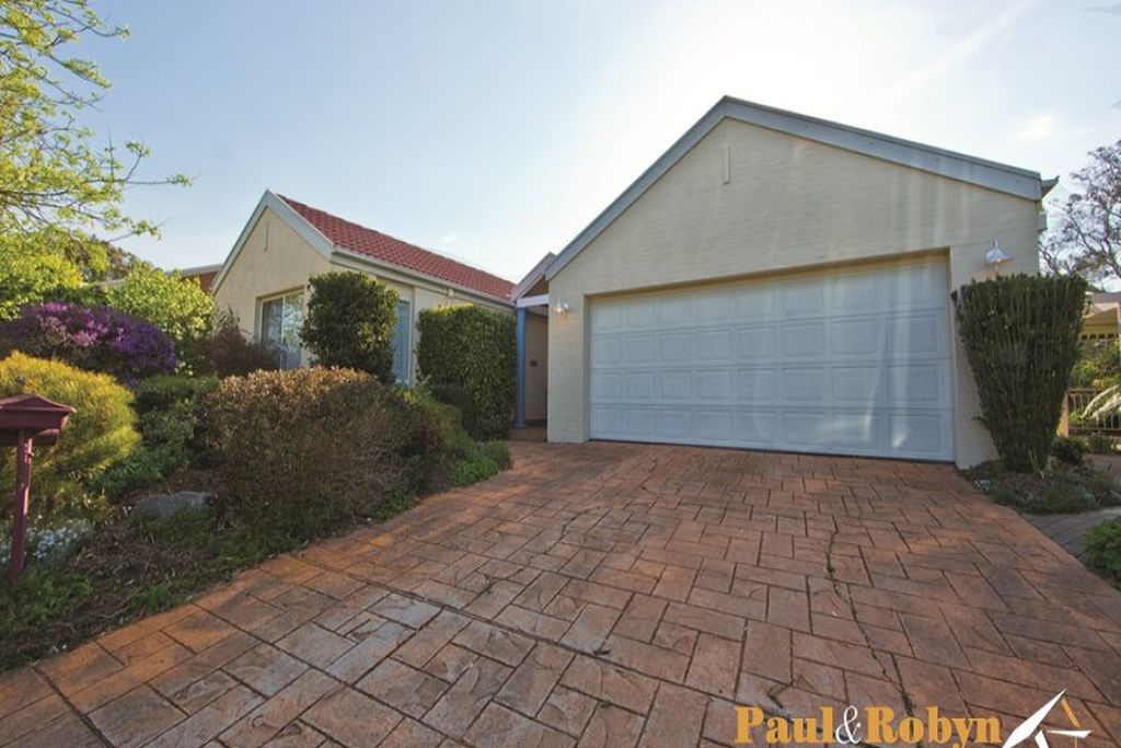 4 Charlick Place, Nicholls