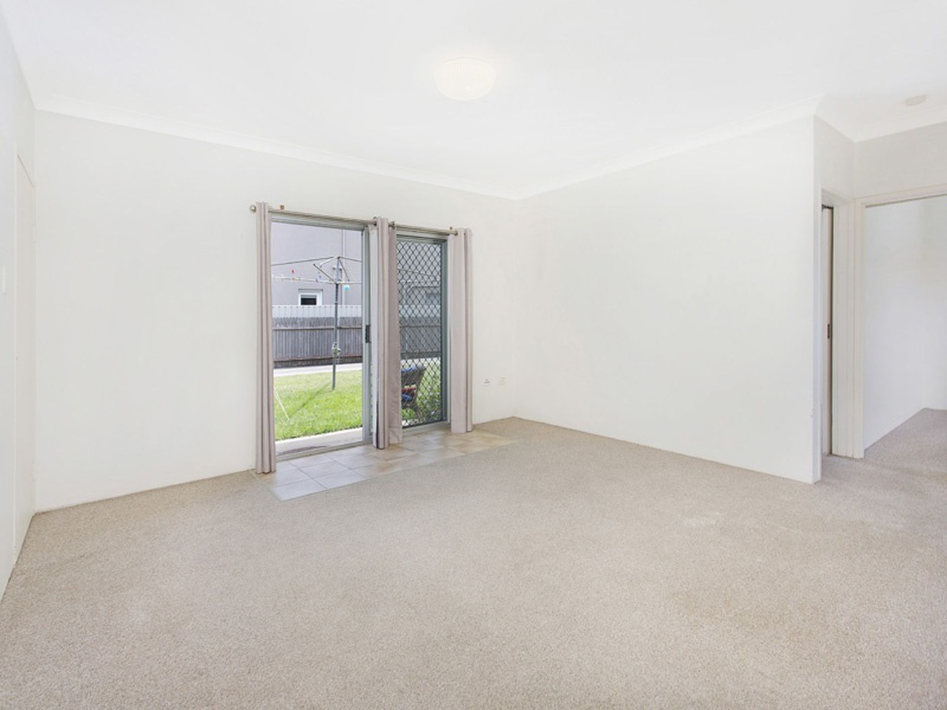 4 / 45 Reddall Parade, Lake Illawarra