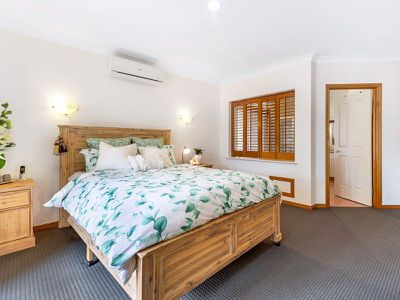25 Santa Isobel Boulevard, Pacific Pines