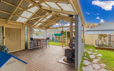 15 McCubbin Way, Berwick