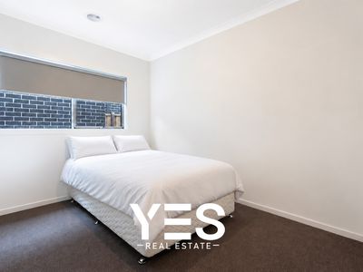 8 Citron Way, Clyde