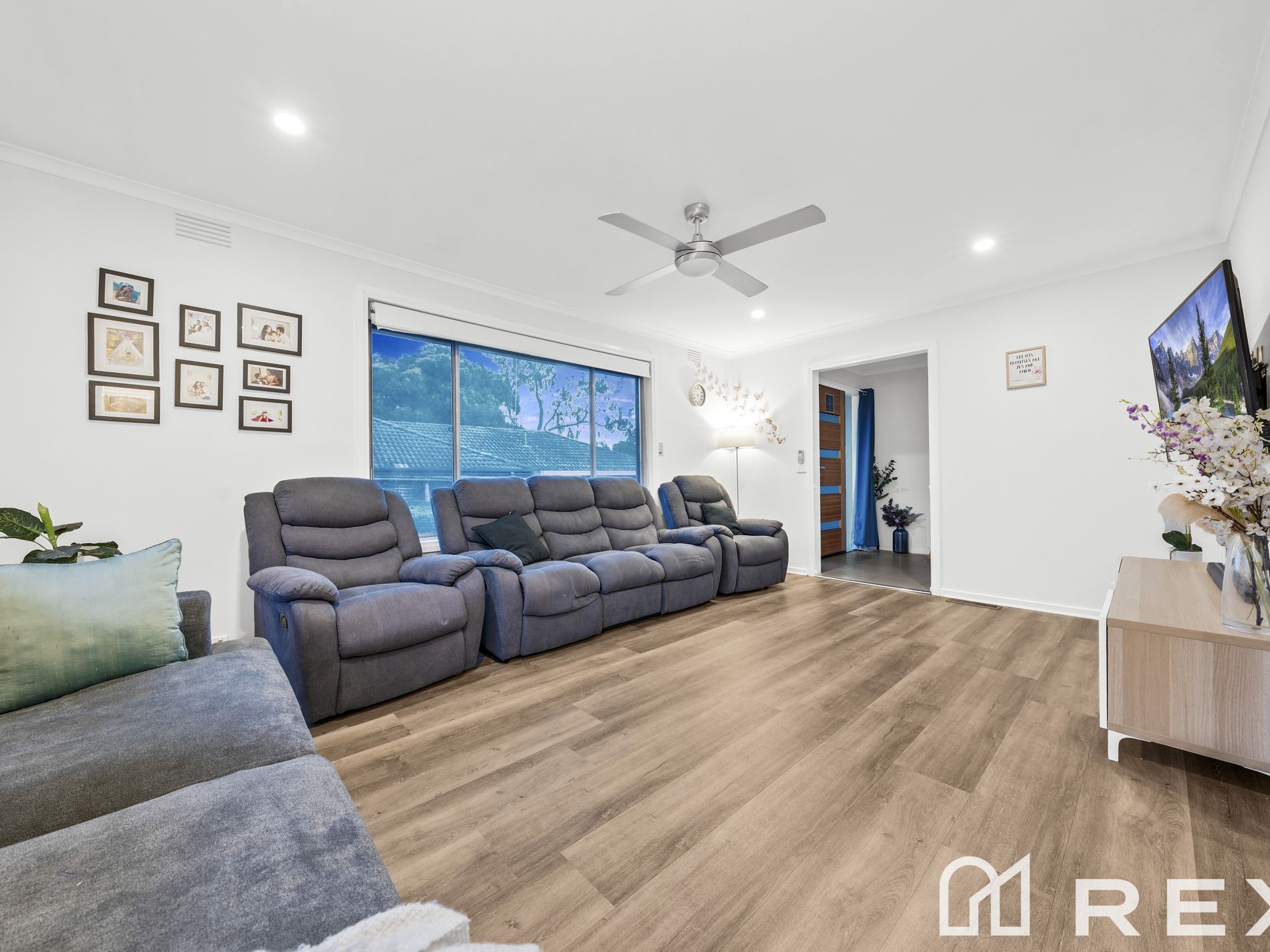 164 James Cook Drive, Endeavour Hills