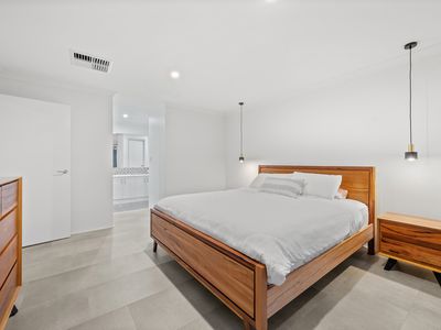 7 Jefferson Way, Piara Waters