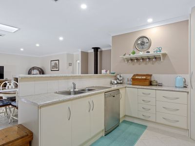1 Lovelock Close, Normanville