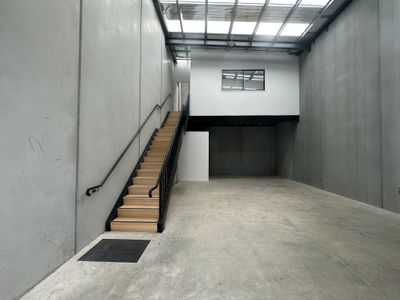 7 / 12 Mc Robert Street, Newport