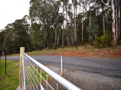 285 Simmonds Creek Road , Tawonga South