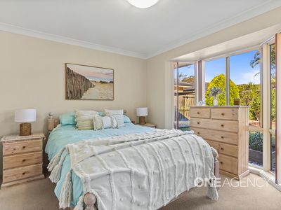 17 Silverwood Place, Horsley