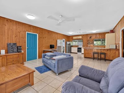 1446 Midge Point Road, Midge Point