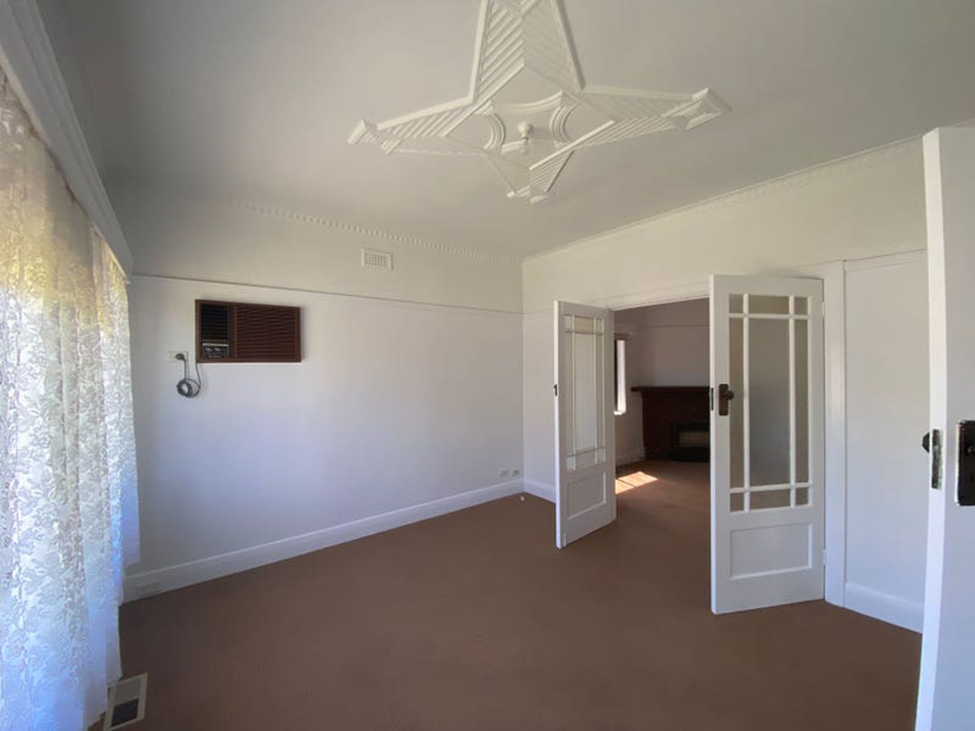 14 Clonard Avenue, Geelong West