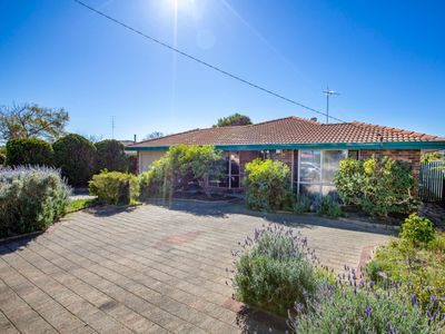 10 Edwards Place, Eaton