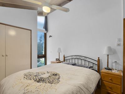 2 PELISSIER STREET, Yea