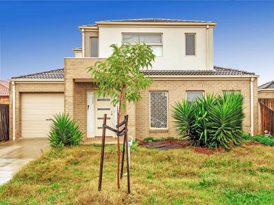 2 / 6 Ozzimo Way, Werribee