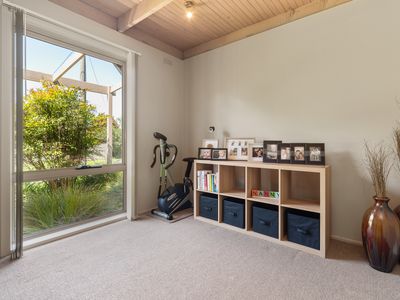 8 Banbury Court, Somerville