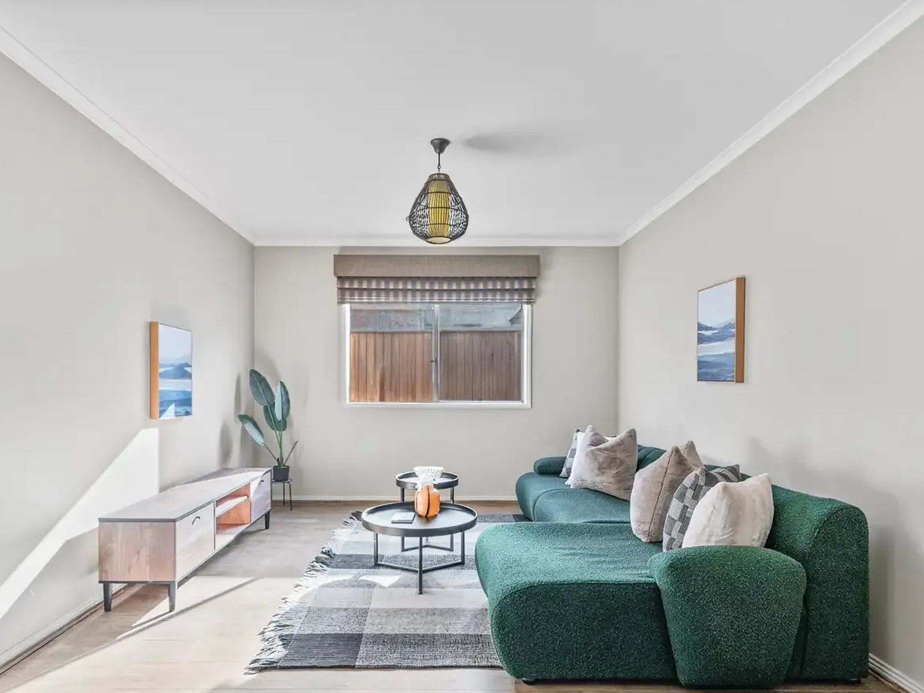 10 Lochinver Street, Wollert