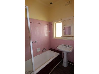 14 Clonard Avenue, Geelong West