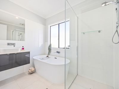 33 Conservation Drive, Urraween