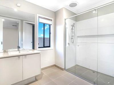 11 Langdon Drive, Wyndham Vale