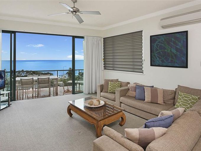 7 / 10 Marina Walk, Alexandra Headland