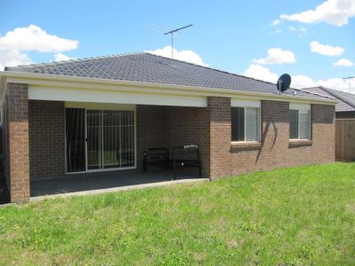 10 Hydrangea Drive, Point Cook