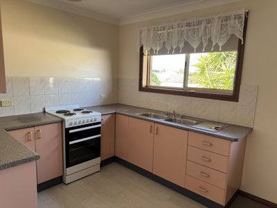 3 / 22 Barton Street, Parkes