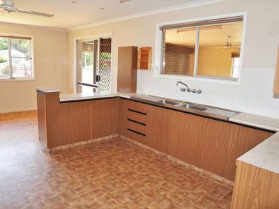 17 Reservoir Street, Kingaroy