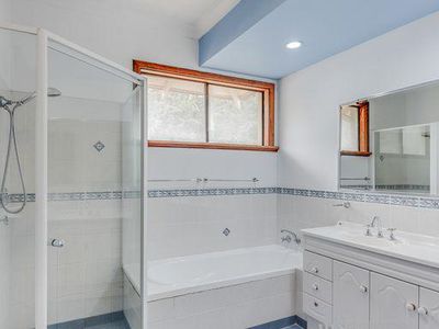 52 Kingsway, Nedlands