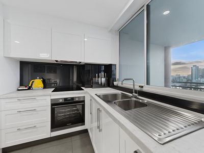 70 / 29-39 Woodroffe Ave, Main Beach