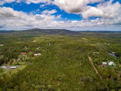 260 Illoura Place, Cooroibah