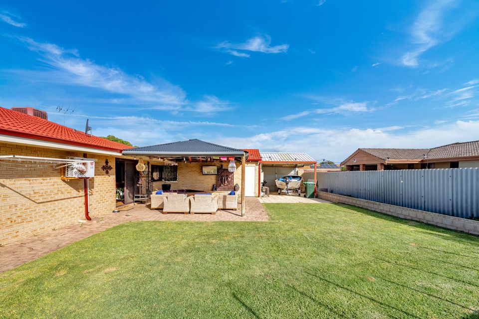 36 Holcombe Road, Warnbro