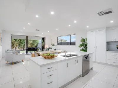 106 Crozier Avenue, Newton